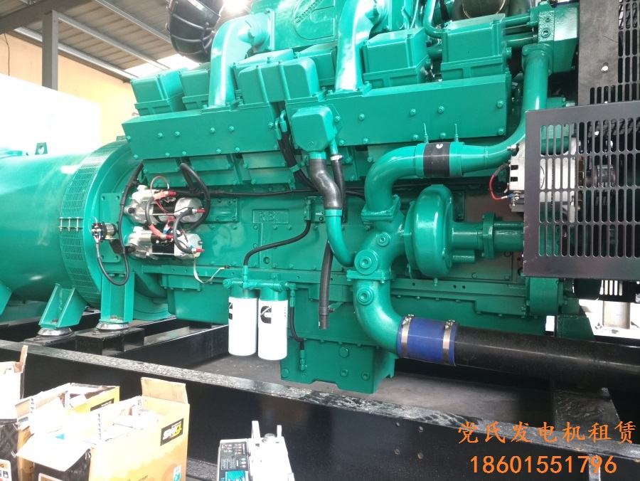 進(jìn)口發(fā)電機(jī)出租之柴油機(jī)起動(dòng)后，排氣管冒黑煙且伴有黑色的油星噴出