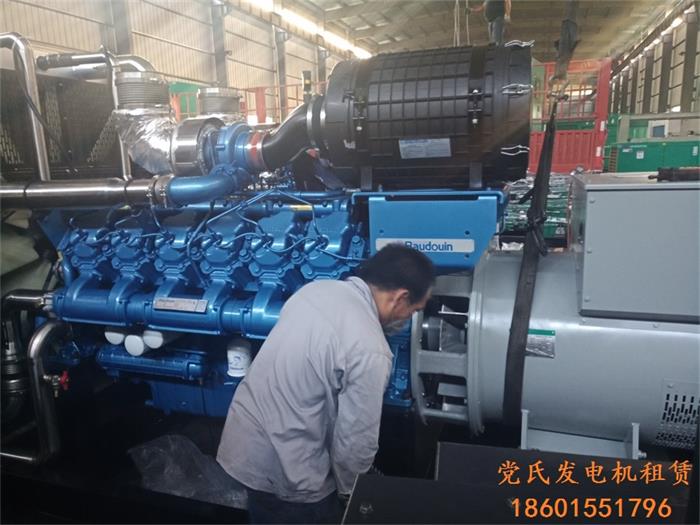 常州金壇發(fā)電機出租租賃全新博杜安800kw大型柴油發(fā)電機組租賃