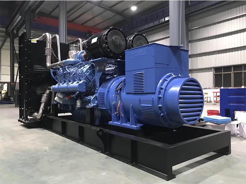 大型進口1000KW發(fā)電機組出租租賃公司